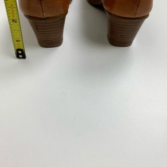 PICOLINOS Tan Slip on with small heel size 37 - Picture 6 of 9